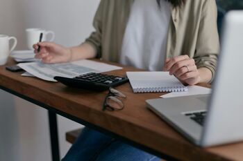 Rechnungssoftware für Fotografen: Der komplette Leitfaden für die richtige Wahl