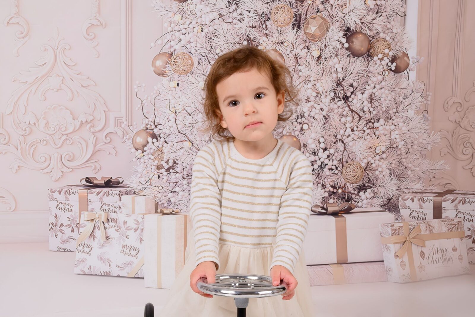 Christmas photo session at the Varennes home studio in South Touraine, near Loches and Tours
