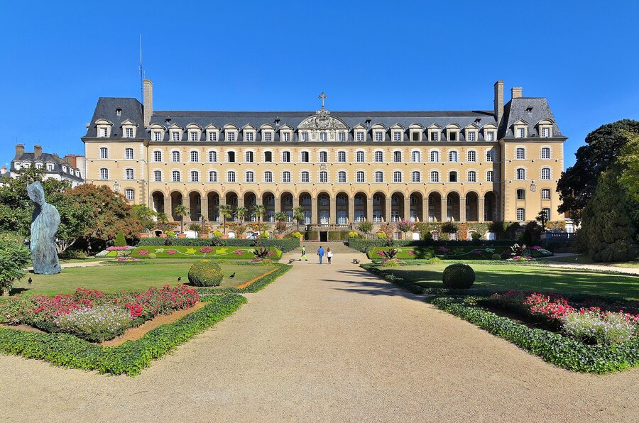 Jardin du palais st georges